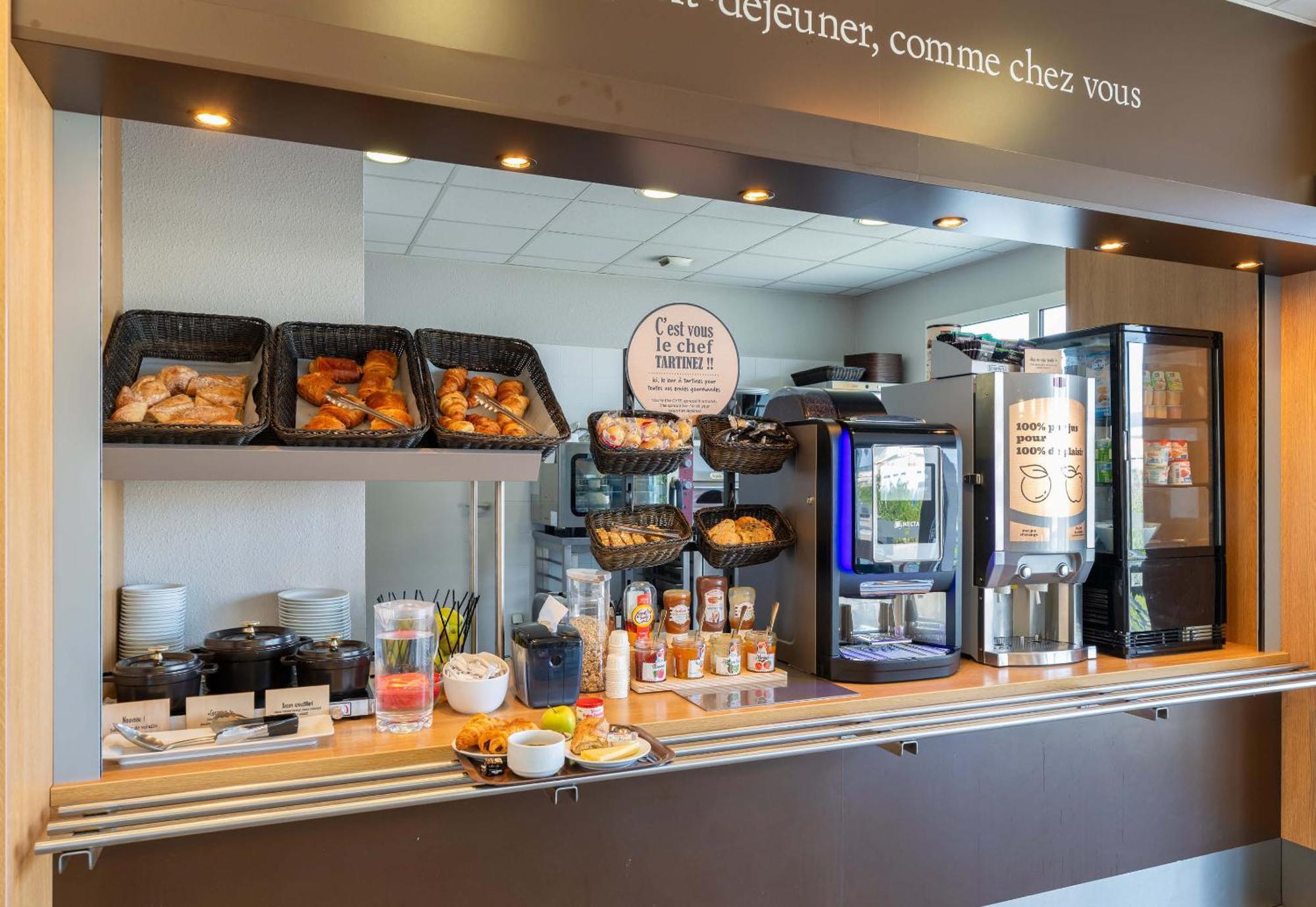 B&B Hotel Lyon Eurexpo Chassieu Ngoại thất bức ảnh