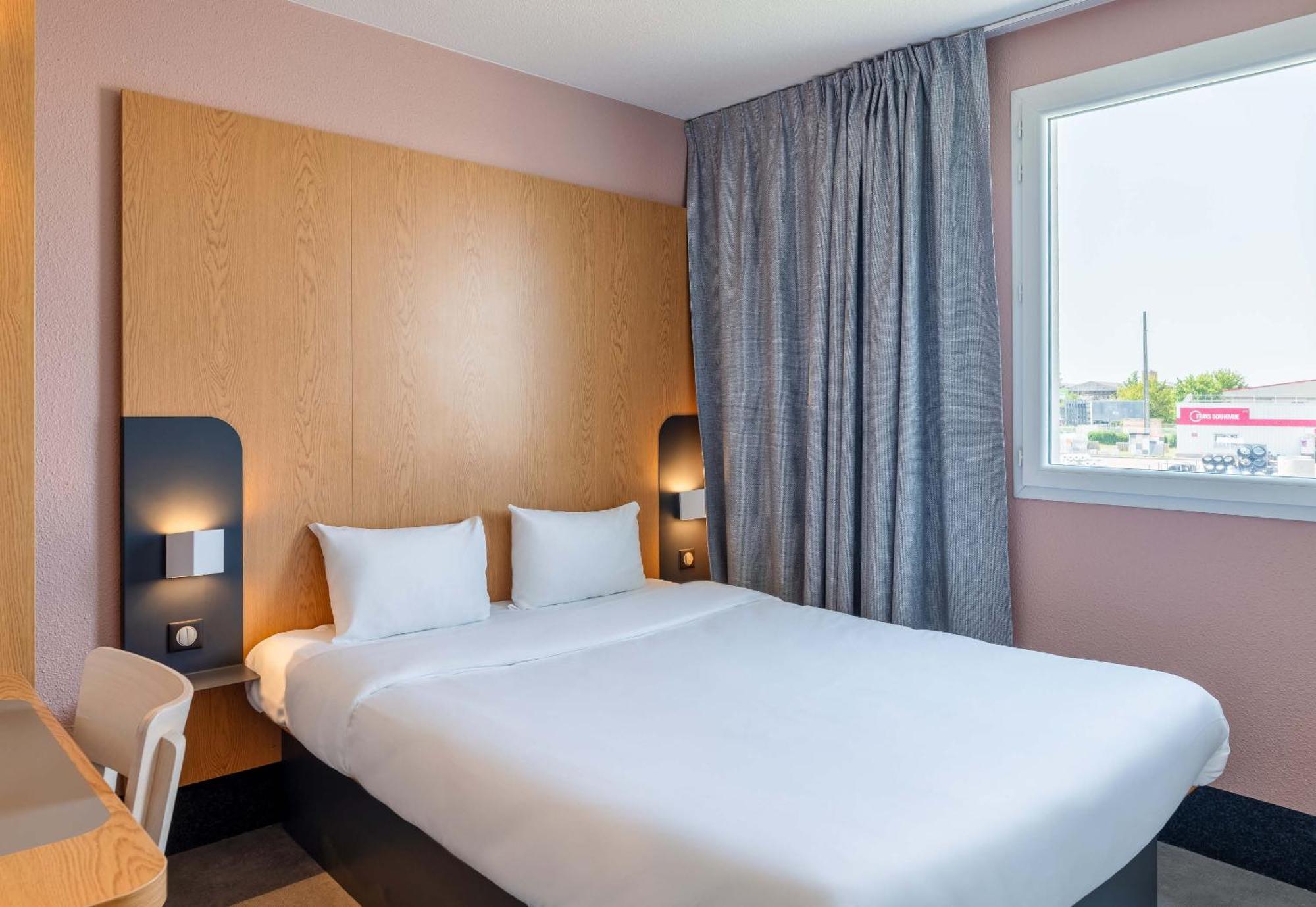 B&B Hotel Lyon Eurexpo Chassieu Ngoại thất bức ảnh
