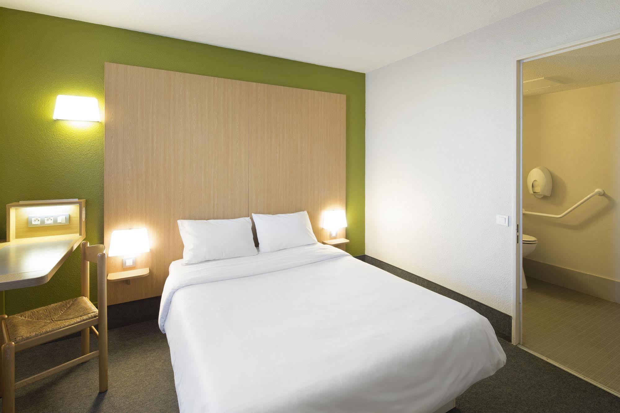 B&B Hotel Lyon Eurexpo Chassieu Ngoại thất bức ảnh