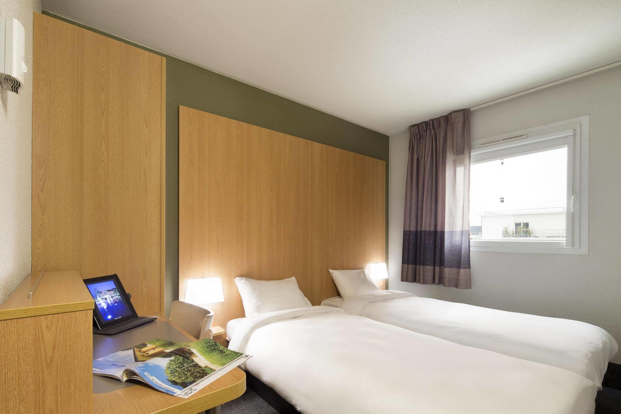 B&B Hotel Lyon Eurexpo Chassieu Ngoại thất bức ảnh